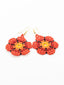 Boucles d'Oreilles artisanales Rouge, Orange & Noire - Motif Fleur - Zoom plat