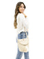 Mochilas Wayuu Beige & Blanc avec Rabat à Strass Soleico - Porté profil2