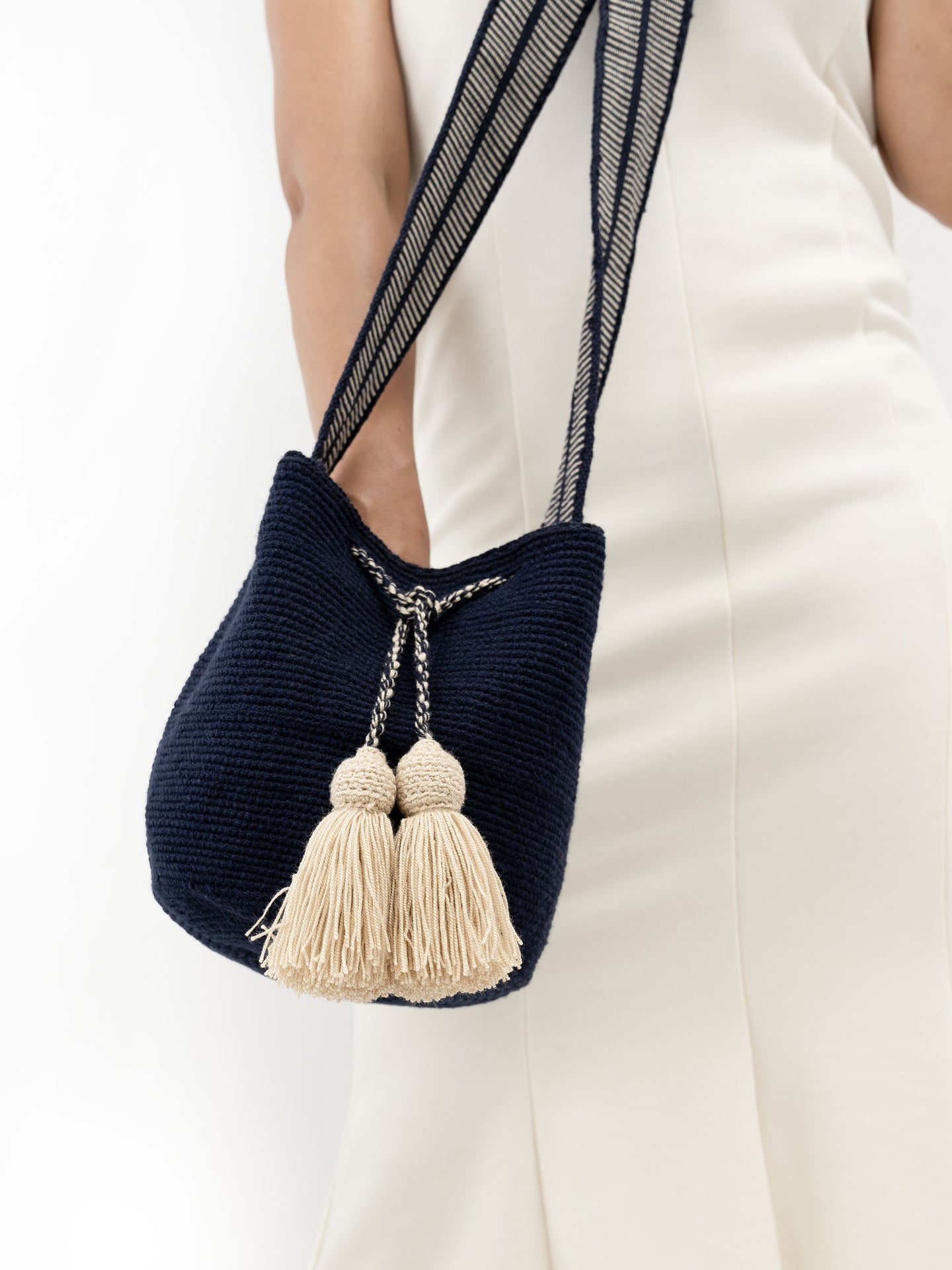 Mochilas Wayuu Bleu Pétrole & Beige - Taille M. Bohème chic. Zoom Face