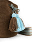 Soleico Petit Mochilas Wayuu Chocolat et Turquoise boheme chic issu d'Artisan du monde Zoom Pompons