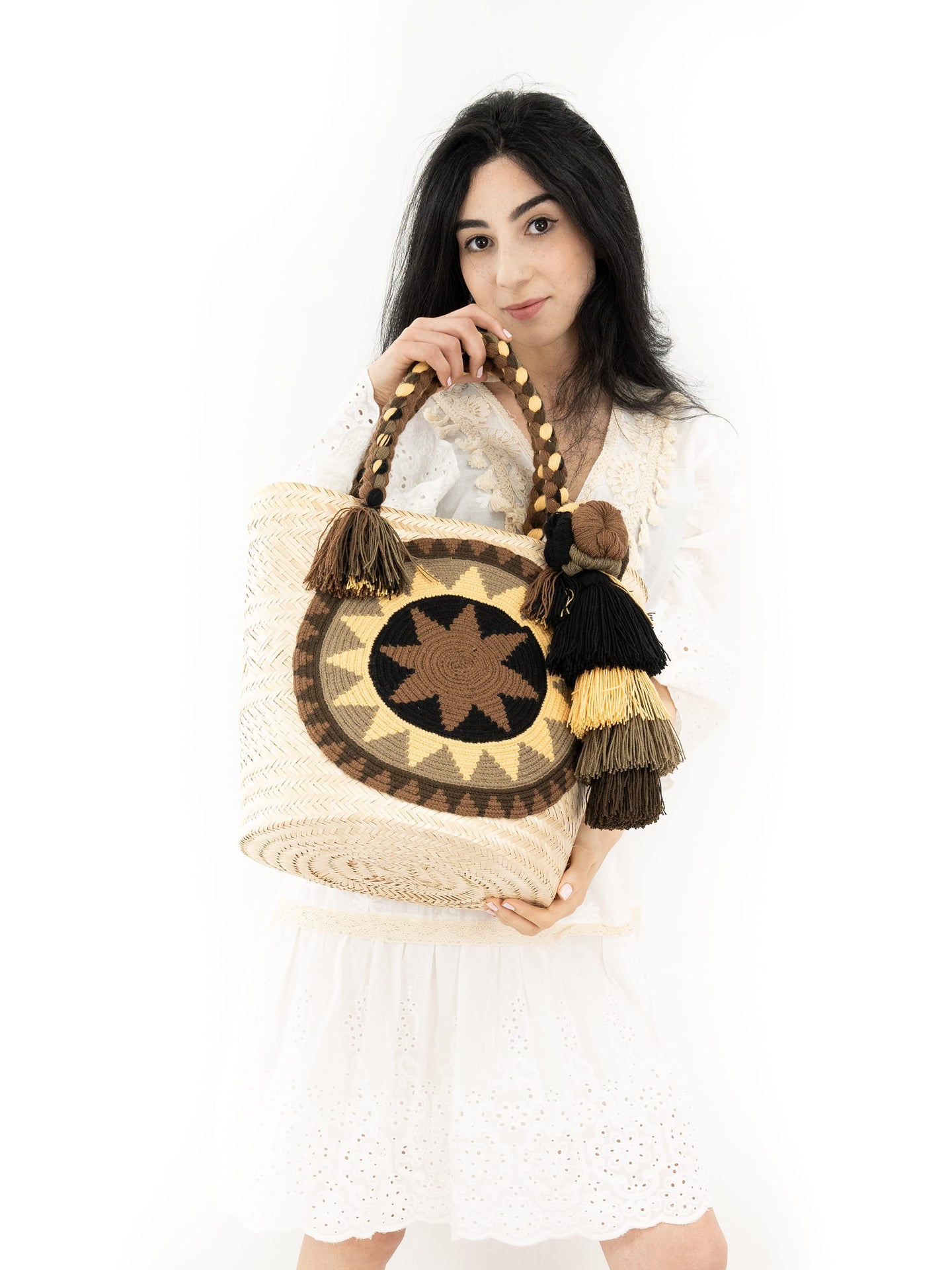 Sac Cabas paille tressée | Wayuu | Marron et Vert | motif & pompons | Cabas paille | Sac à main Bohème Chic
