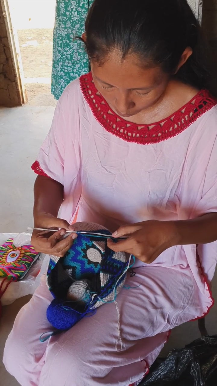 Femme Wayuu Tissant Mochila Karen