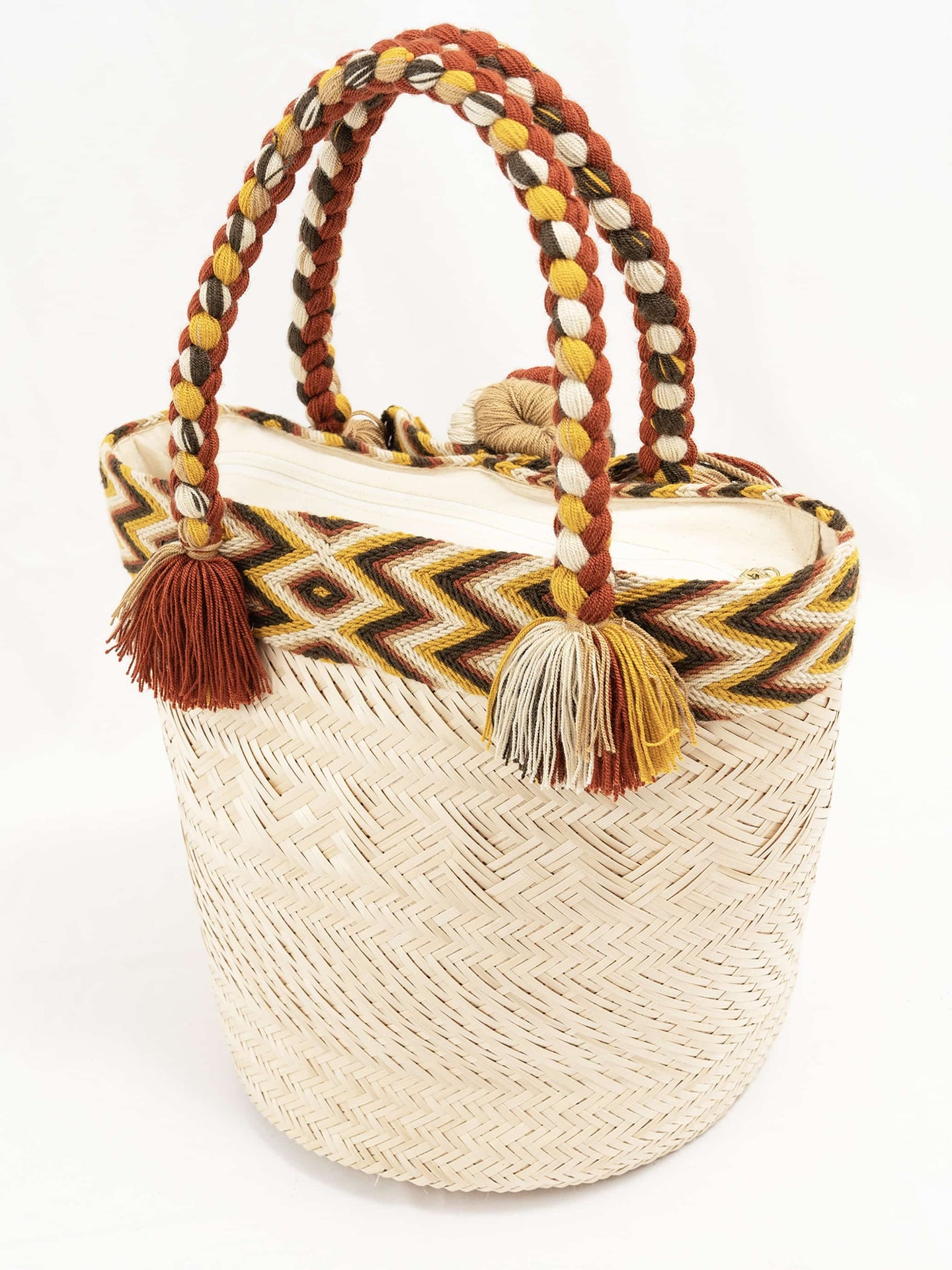 Cabas Wayuu en paille tressée Marron et Ocre à motifs & pompons- Cabas paille | Sac Wayuu | Sac à main Bohème Chic